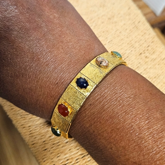 Vintage Jewelry - Vintage Gold-tone Semi-precious Gems Bracelet